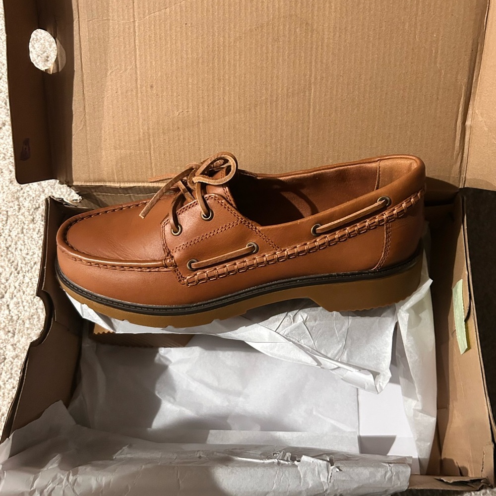 Brand New Classic Brown Leather Boat Shoes